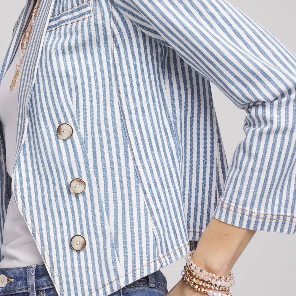 Chicos Striped Open Front
Denim Jacket.  Size 0.5 (U.S 6) - Picture 3 of 11